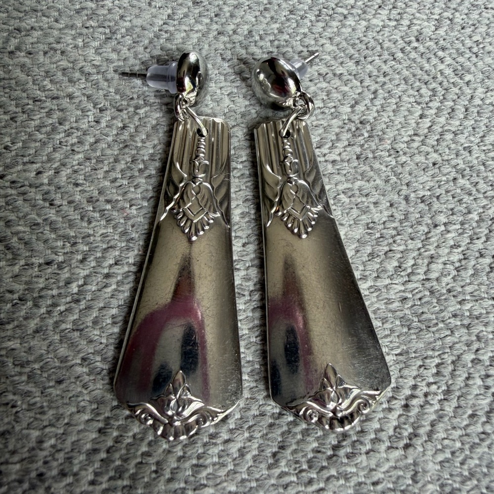 Sectional Guild Silverware Earrings - Picture 3 of 6